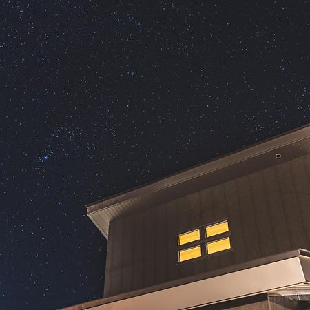 האקובה Solar Chalets By Hhg מראה חיצוני תמונה